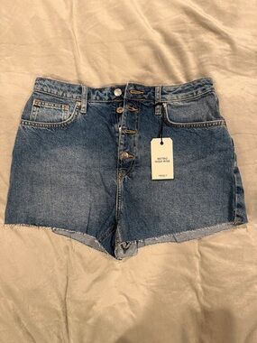Forever 21 High Waist Button-Front Denim Shorts - Medium Blue